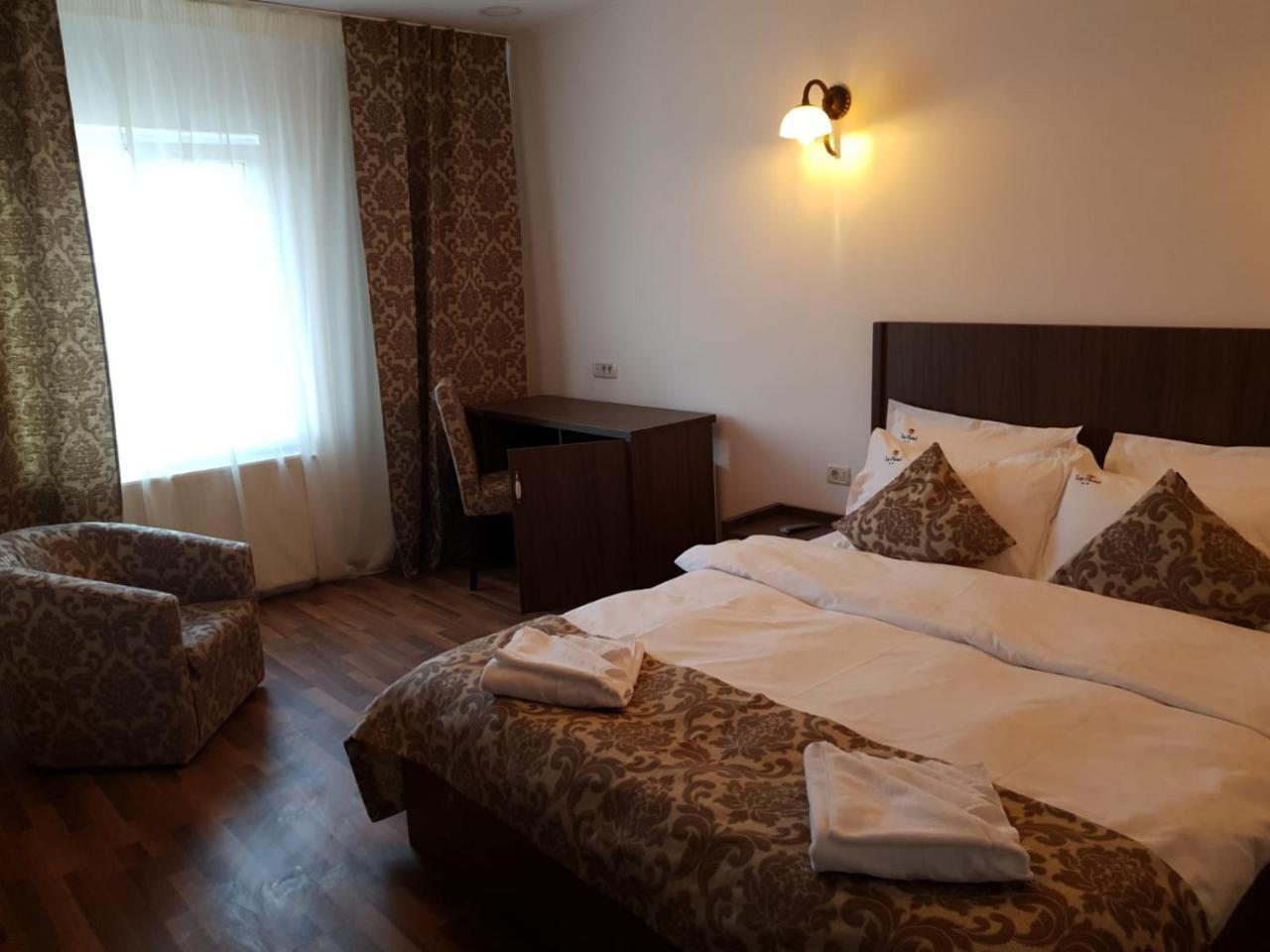 Hotel Top Central Бухарест Экстерьер фото